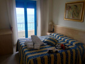 Гостиница Sea Palace Hotel  Марина Ди Фускалдо